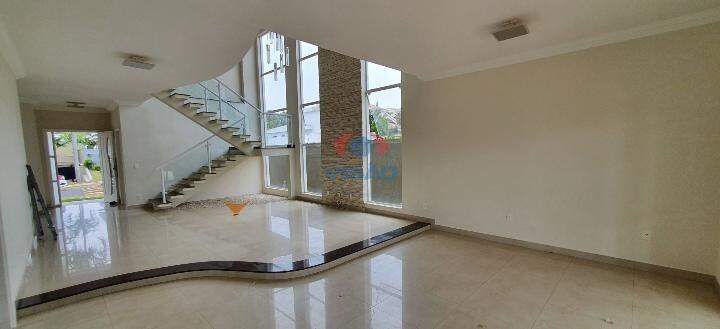 Casa em condomínio para aluguel no Jardim Vila Paradiso: 