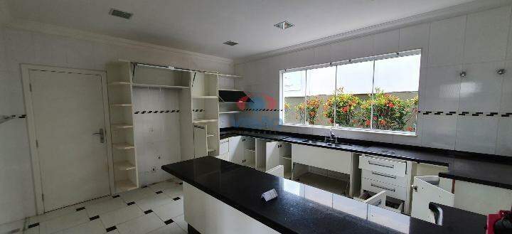 Casa em condomínio para aluguel no Jardim Vila Paradiso: 