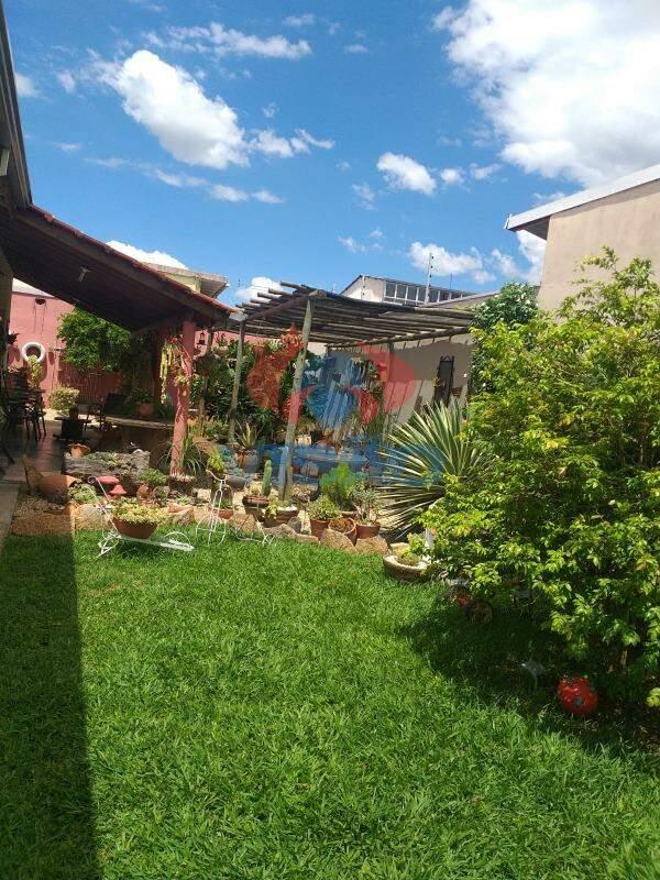 Casa à venda no Jardim Califórnia: 