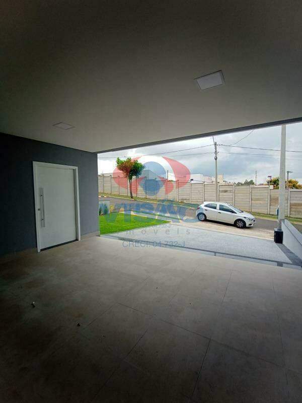 Casa em condomínio à venda no Jardins Di Roma: