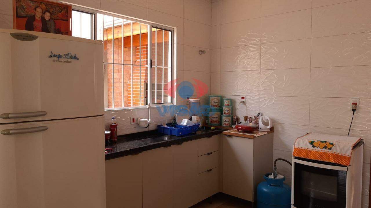 Casa à venda no Bairro Pau Preto: 