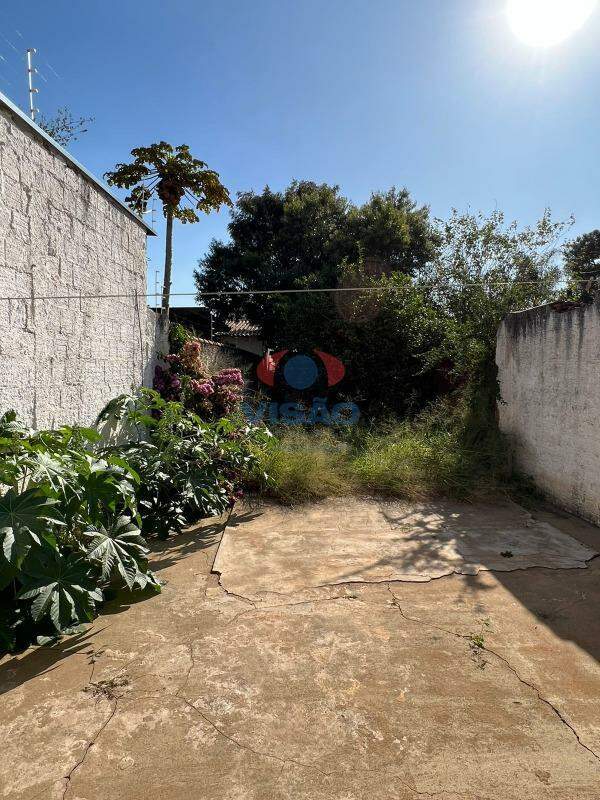 Casa à venda no Centro: 