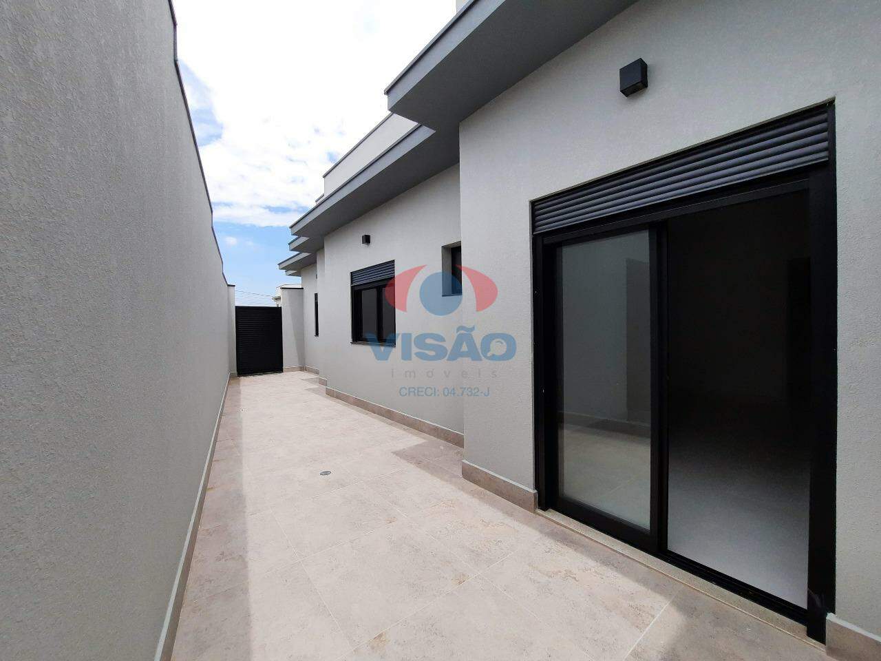 Casa em condomínio à venda no Jardins do Império:
