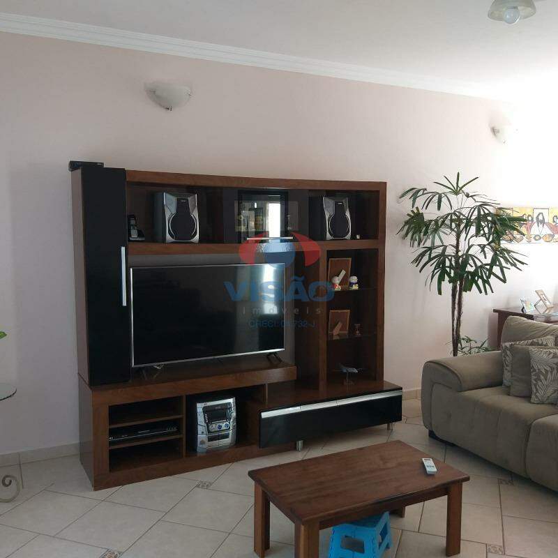 Casa à venda no Jardim Regina: 