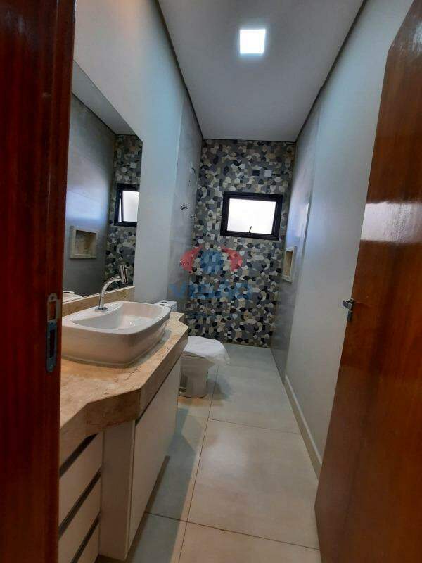 Casa em condomínio à venda no Colinas de Indaiatuba: 