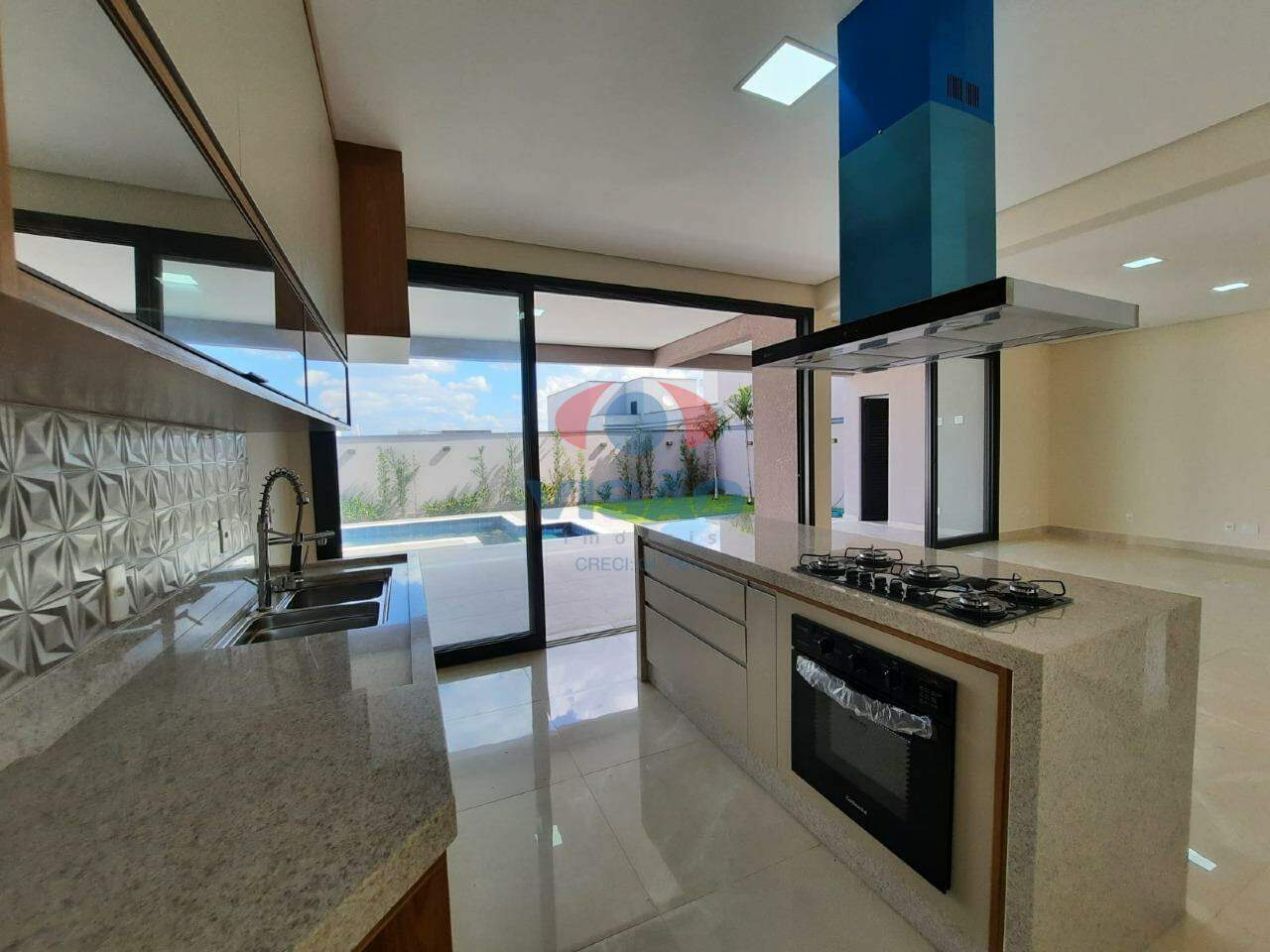 Casa em condomínio à venda no Jardim Residencial Dona Maria José: 