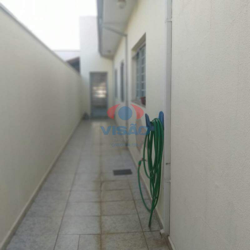 Casa à venda no Vila Brizzola: