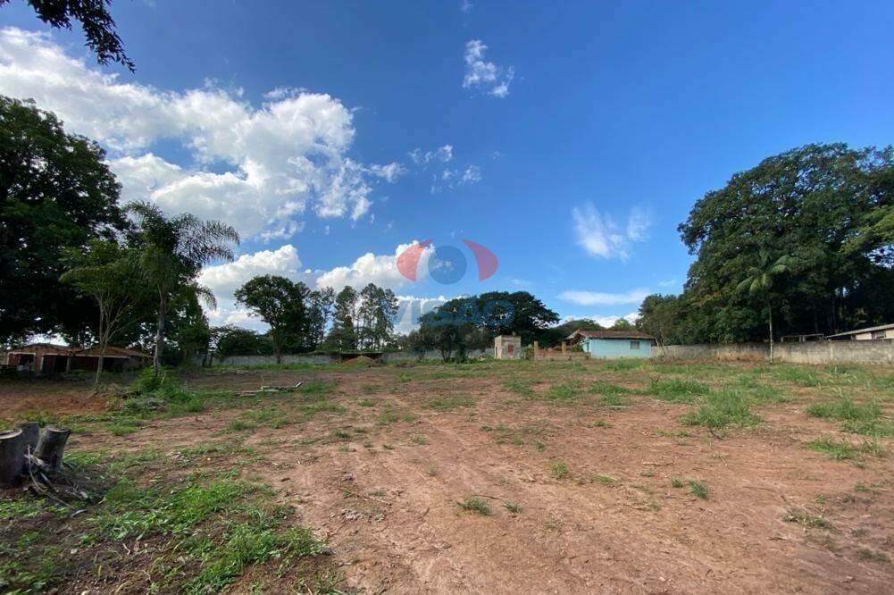 Terreno em condomínio à venda no Recanto dos Pássaros: