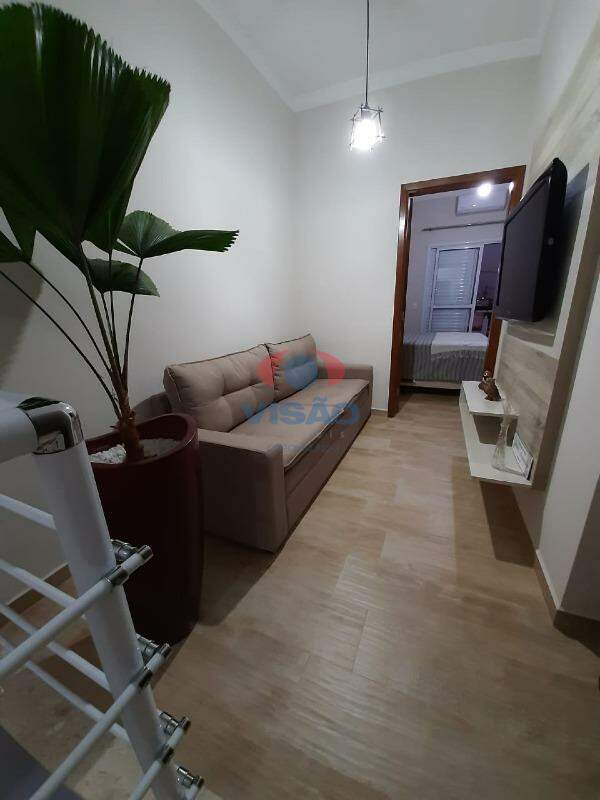 Casa em condomínio à venda no Jardins do Império: 