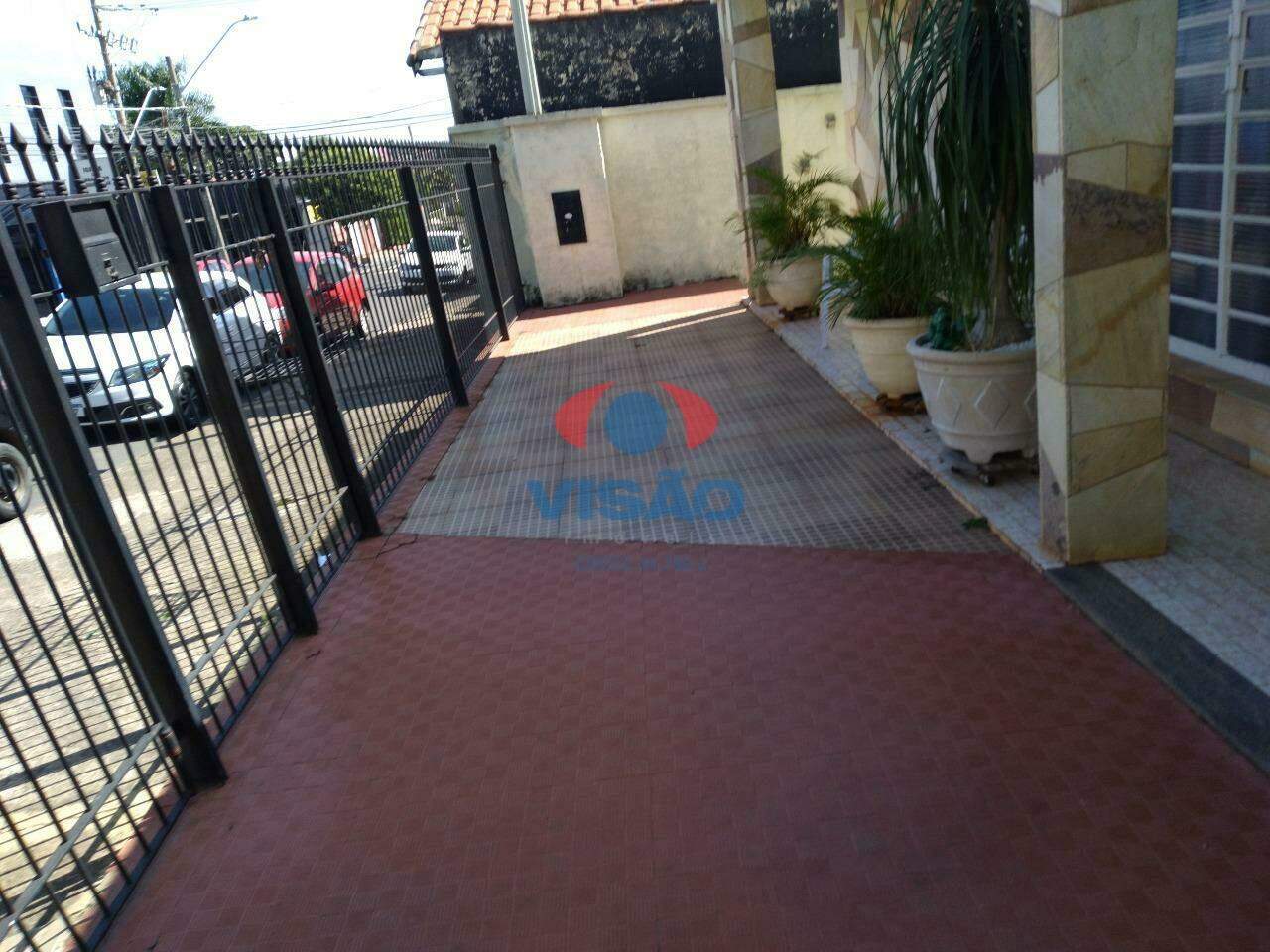 Casa à venda no Centro: 
