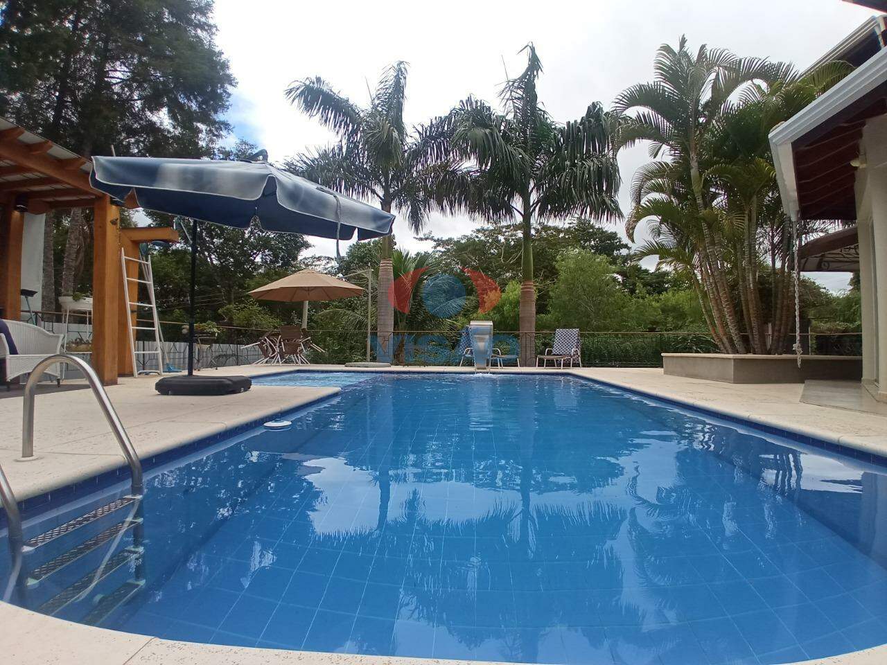 Chácara em condomínio à venda no Terras de Itaici: 