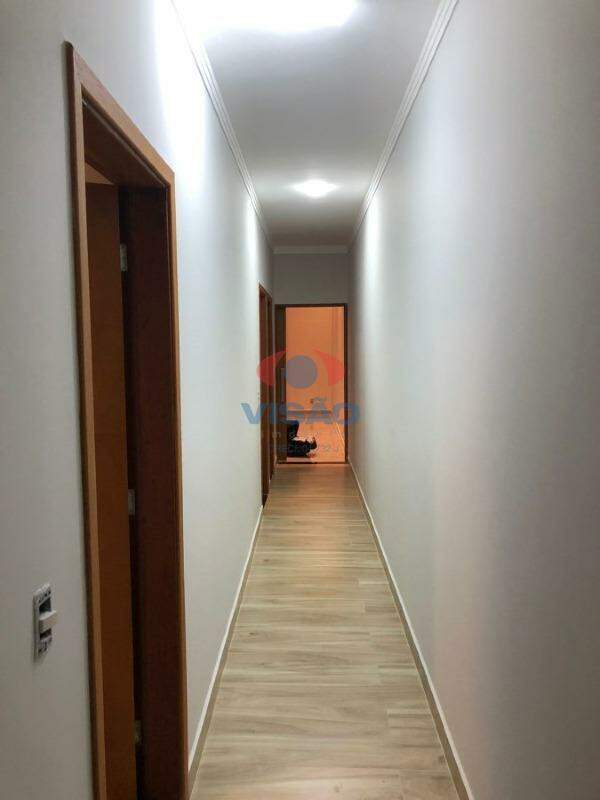Casa em condomínio à venda no Jardim Laguna: 