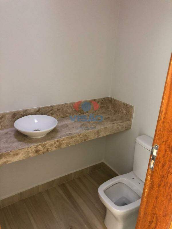 Casa em condomínio à venda no Jardim Laguna: 