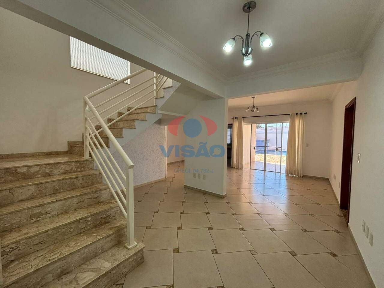 Casa em condomínio para aluguel no Vila Suíça:
