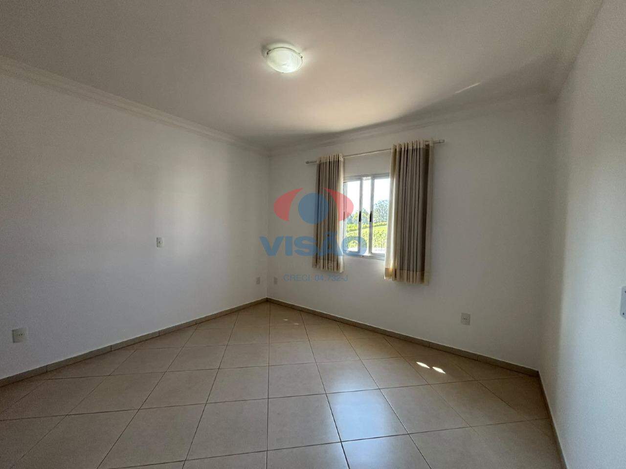 Casa em condomínio para aluguel no Vila Suíça: