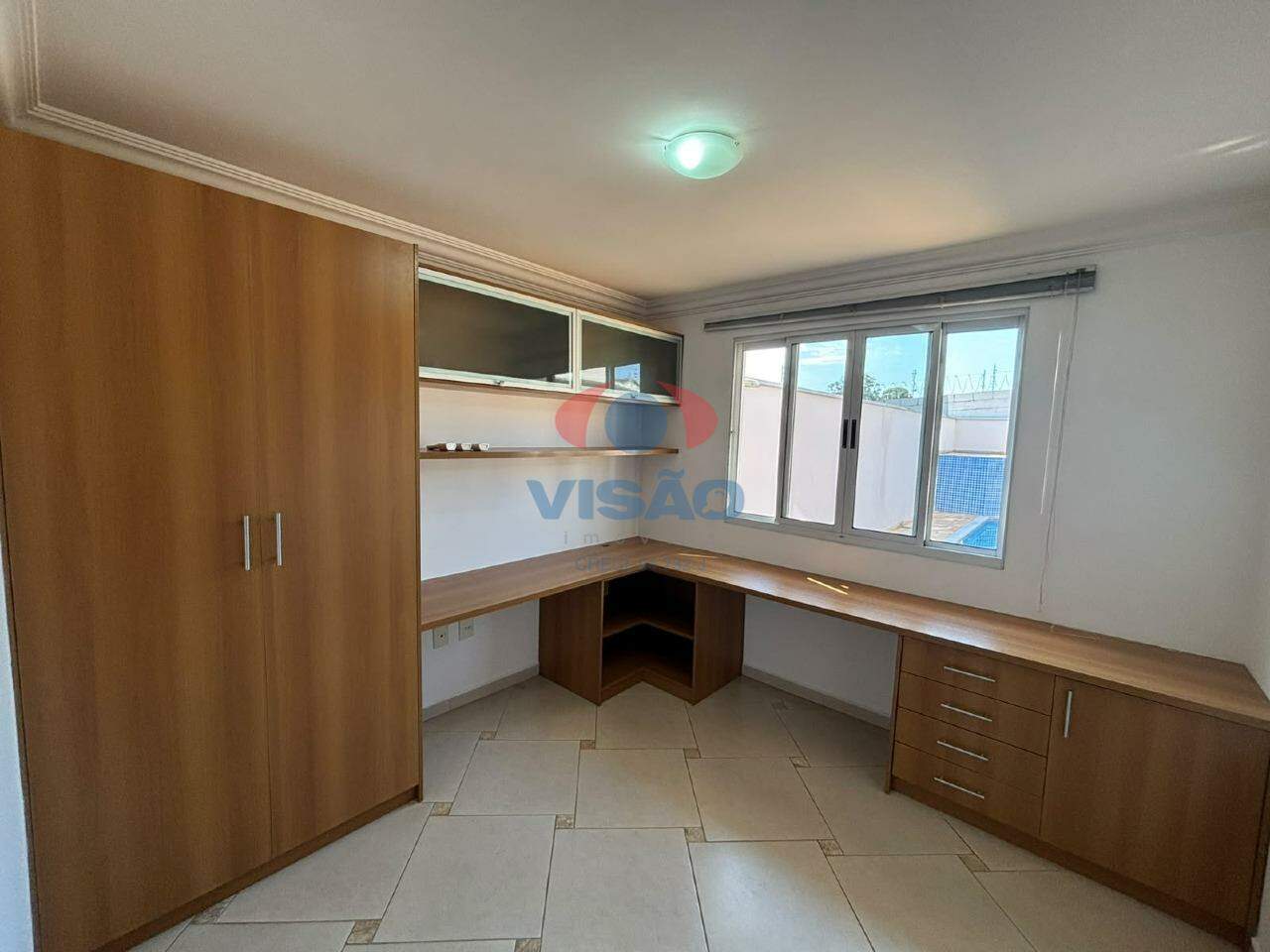 Casa em condomínio para aluguel no Vila Suíça: