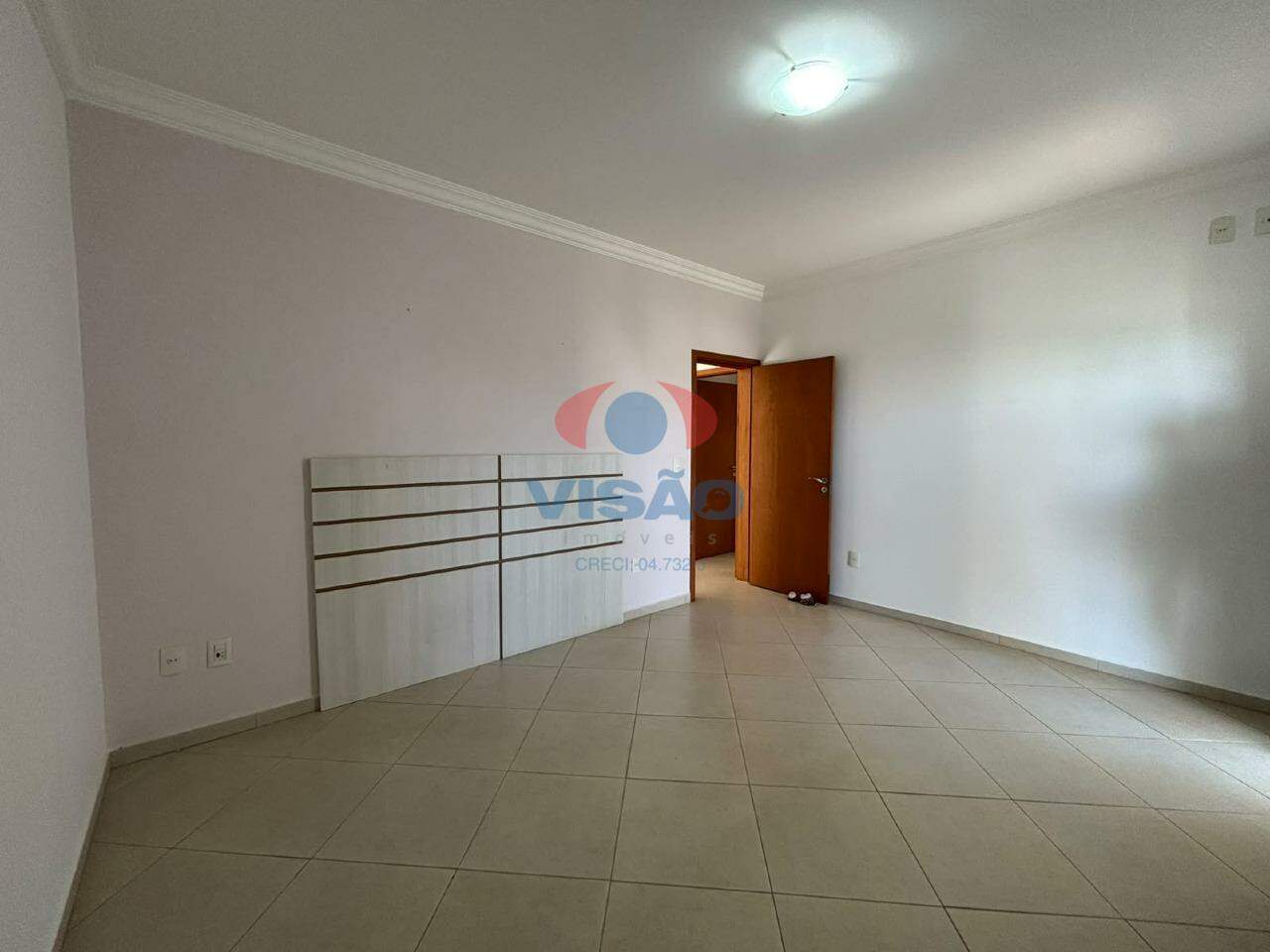 Casa em condomínio para aluguel no Vila Suíça: