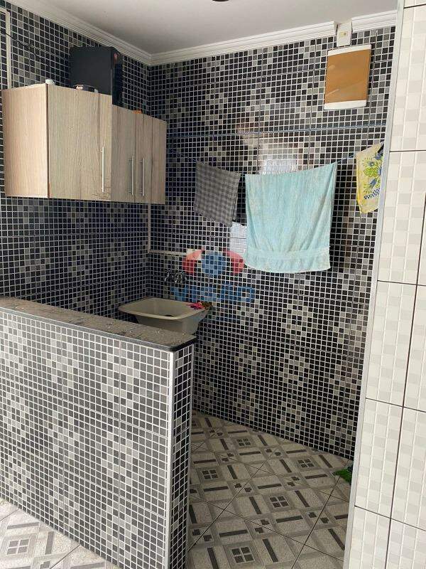 Casa - Sobrado à venda no Residencial Parque Laguna: 