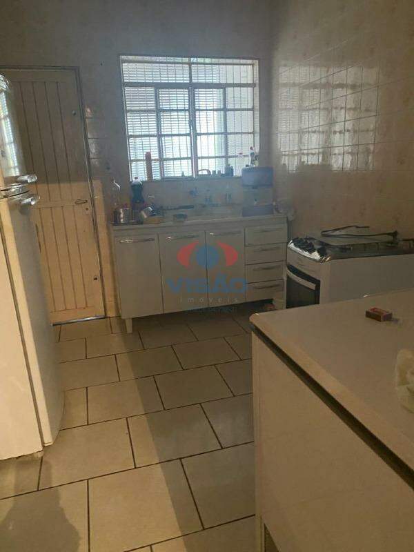 Casa à venda no Jardim Tancredo Neves: 