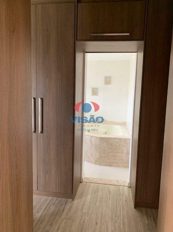 Casa em condomínio à venda no Residencial Beira da Mata: 