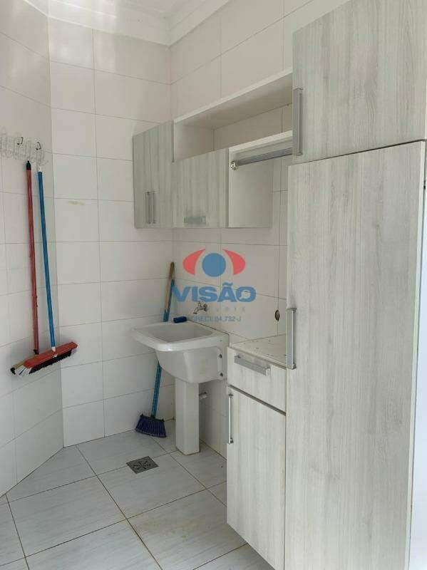 Casa em condomínio à venda no Residencial Beira da Mata: 