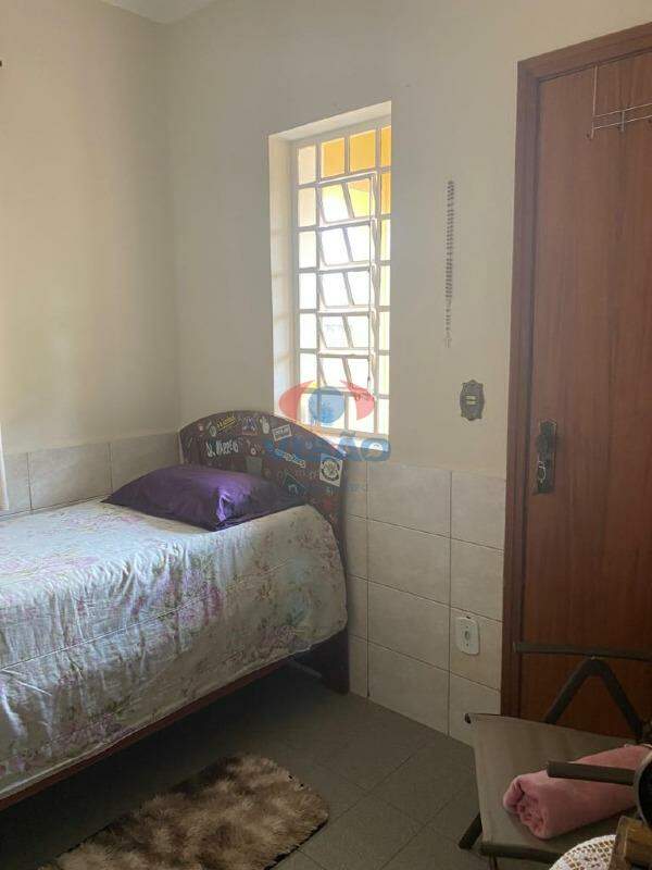 Casa à venda no Parque Boa Esperança: