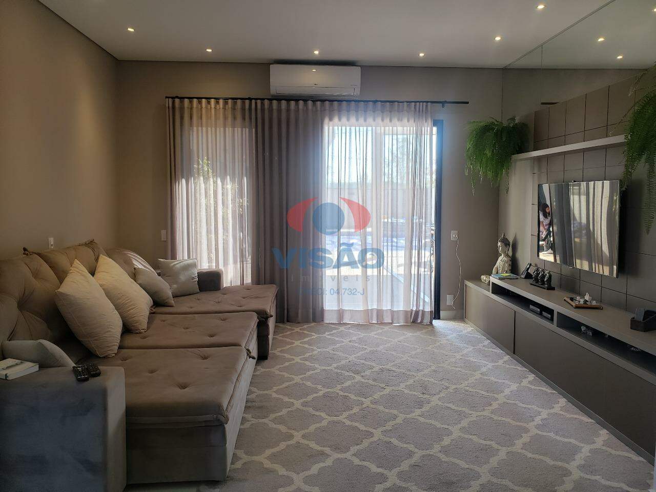 Casa em condomínio à venda no Jardim dos Lagos: