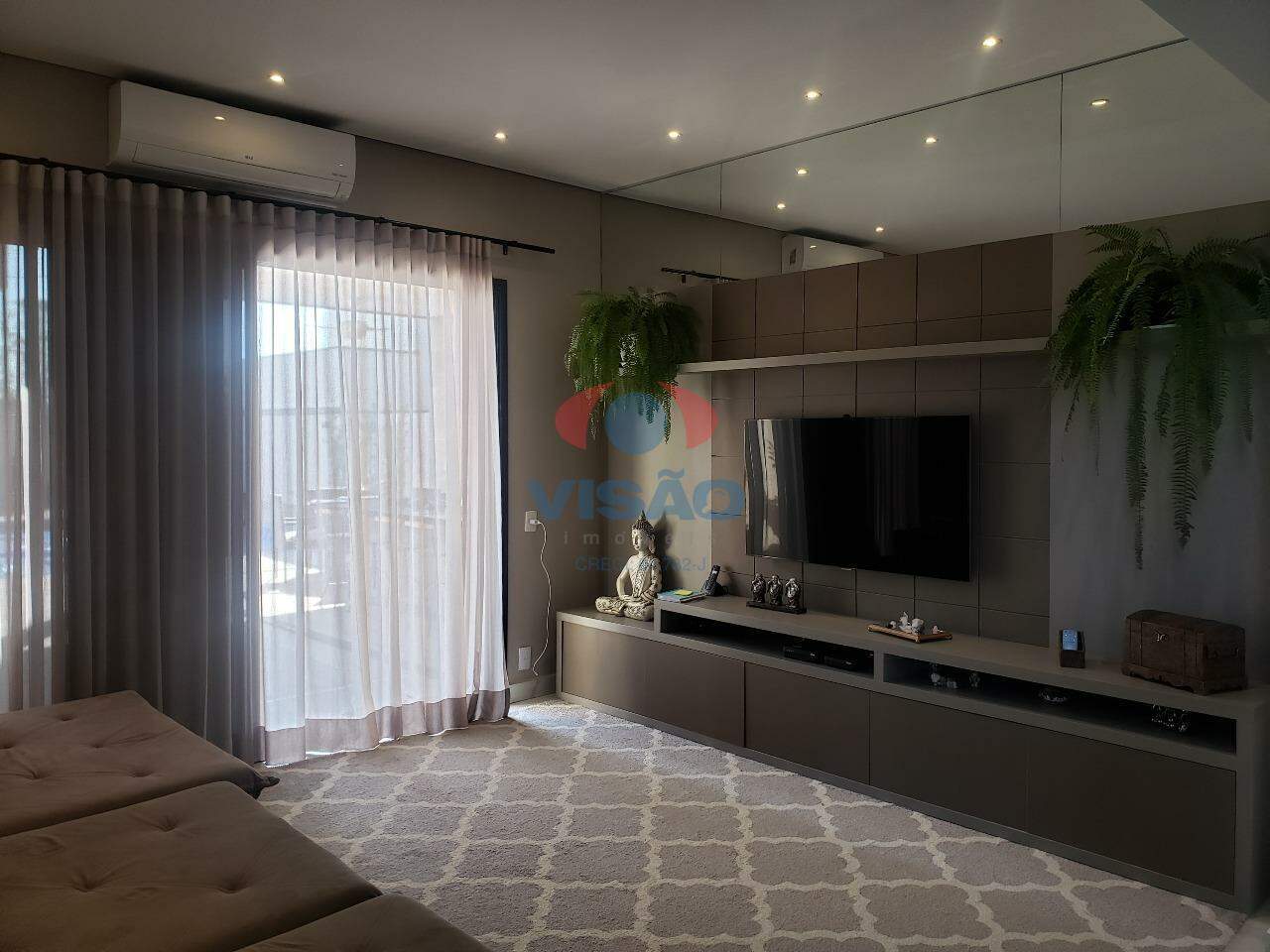 Casa em condomínio à venda no Jardim dos Lagos: