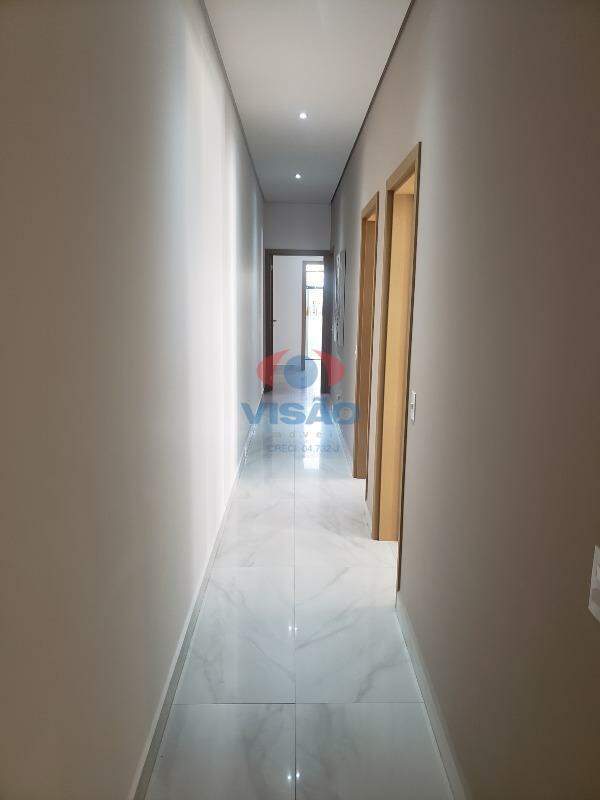 Casa em condomínio à venda no Jardim dos Lagos: 