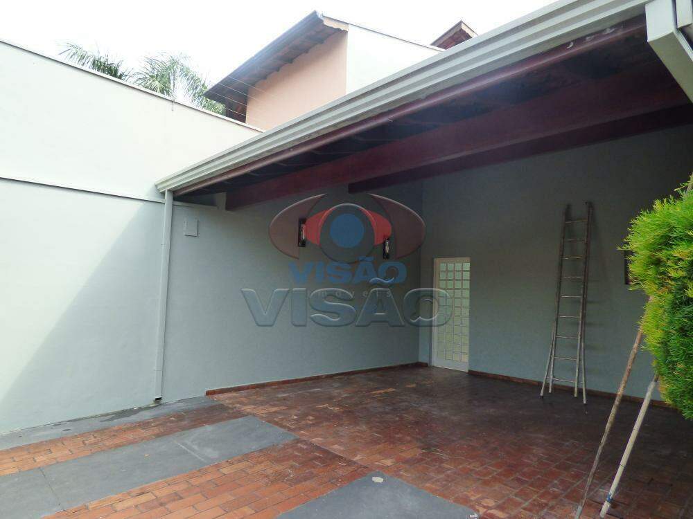 Casa - Sobrado à venda no Aqui Se Vive: Garagem