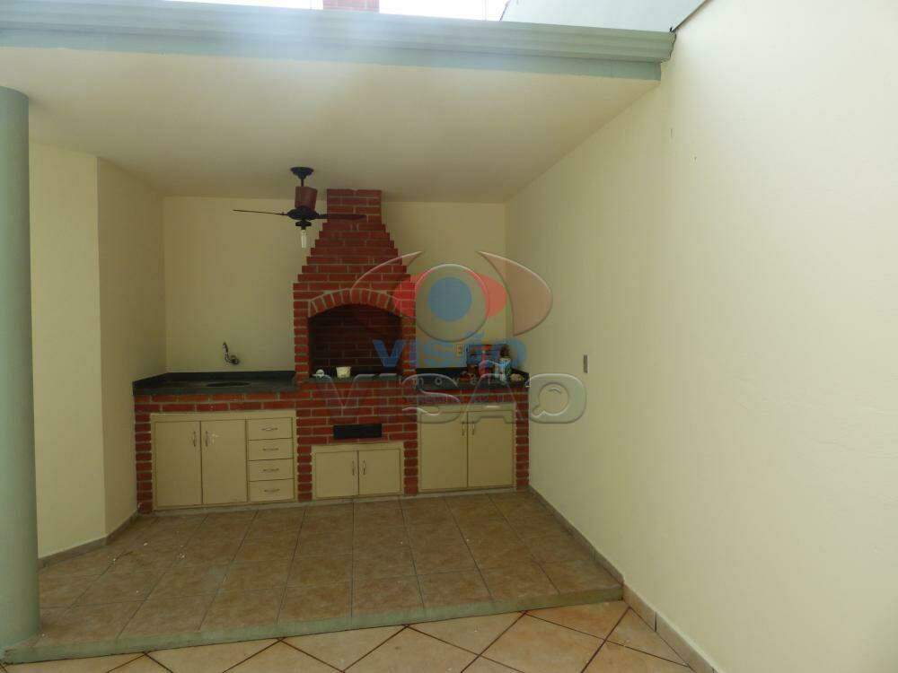 Casa - Sobrado à venda no Aqui Se Vive: Churrasqueira