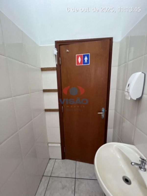 Salão para aluguel no Parque das Nações: 