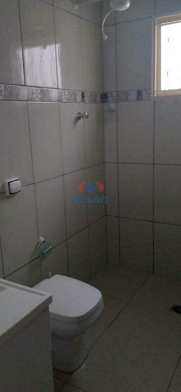 Casa à venda no Jardim Oliveira Camargo: 