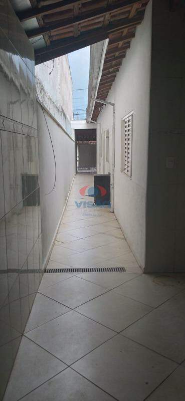 Casa à venda no Jardim Oliveira Camargo: 