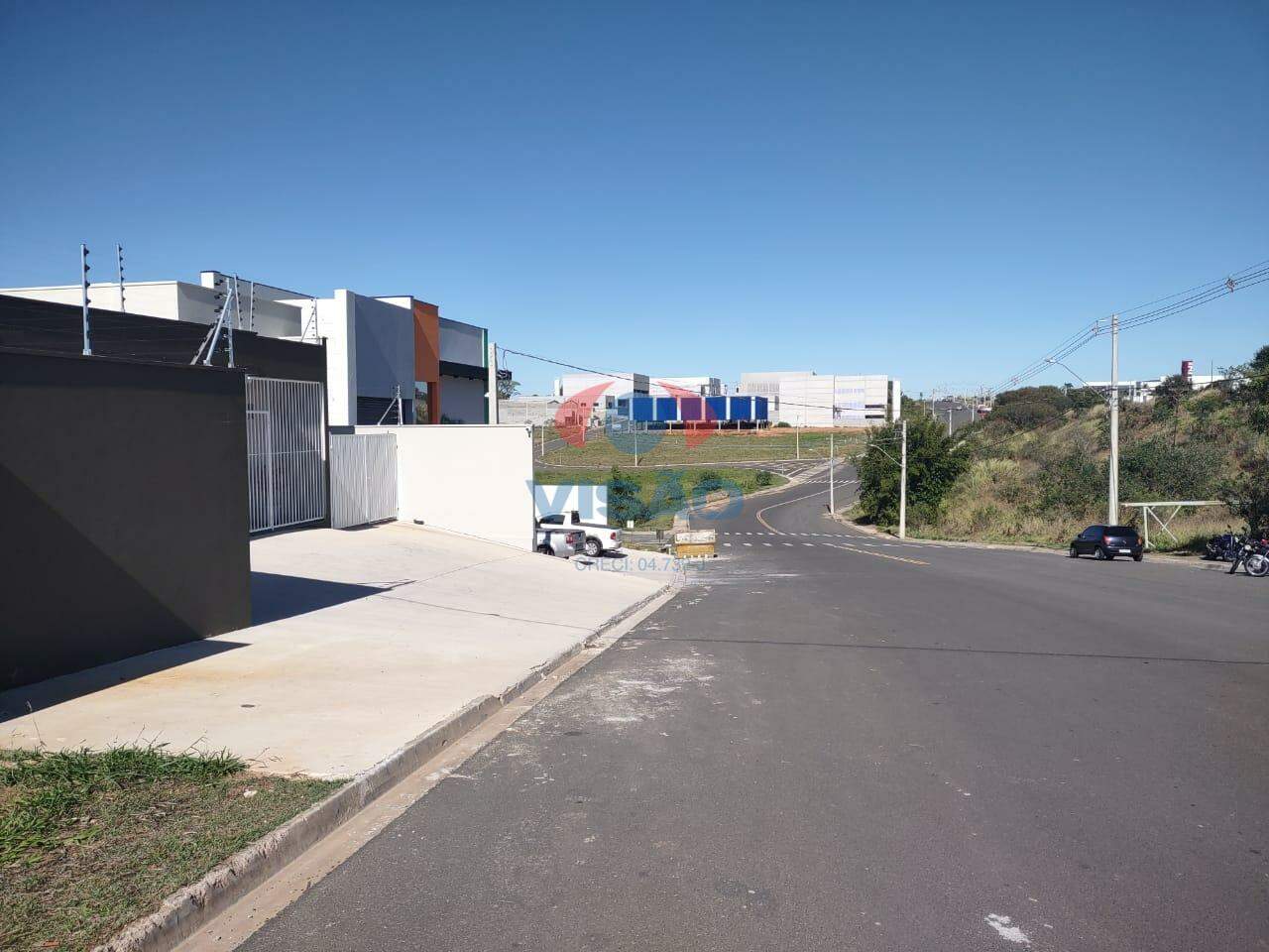 Terreno à venda no Loteamento Comercial Monte Castelo: 