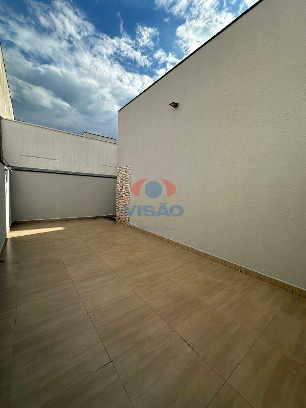 Casa em condomínio para aluguel no Jardim Bréscia: 