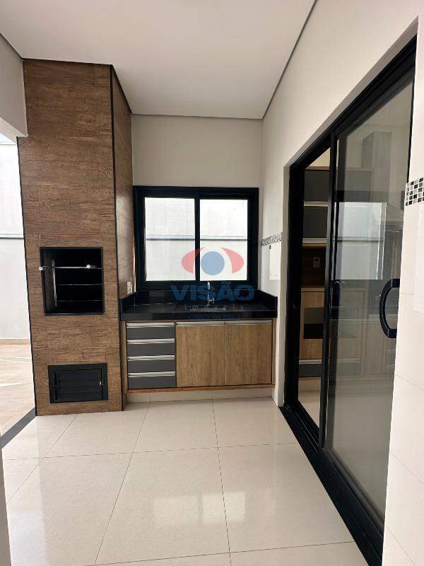 Casa em condomínio para aluguel no Jardim Bréscia: 
