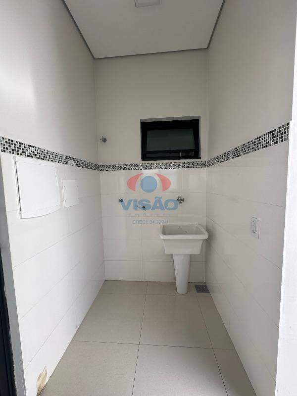 Casa em condomínio para aluguel no Jardim Bréscia: 