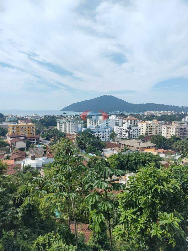Apartamento à venda no Barra da Lagoa: 