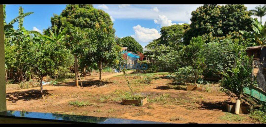 Chácara à venda no Parque das Bandeiras: 