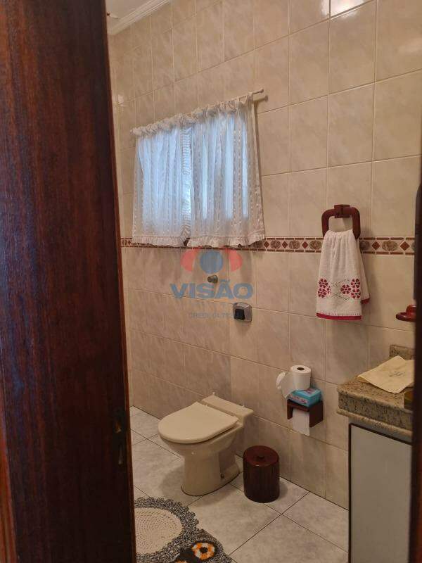 Casa à venda no Jardim Marina: 