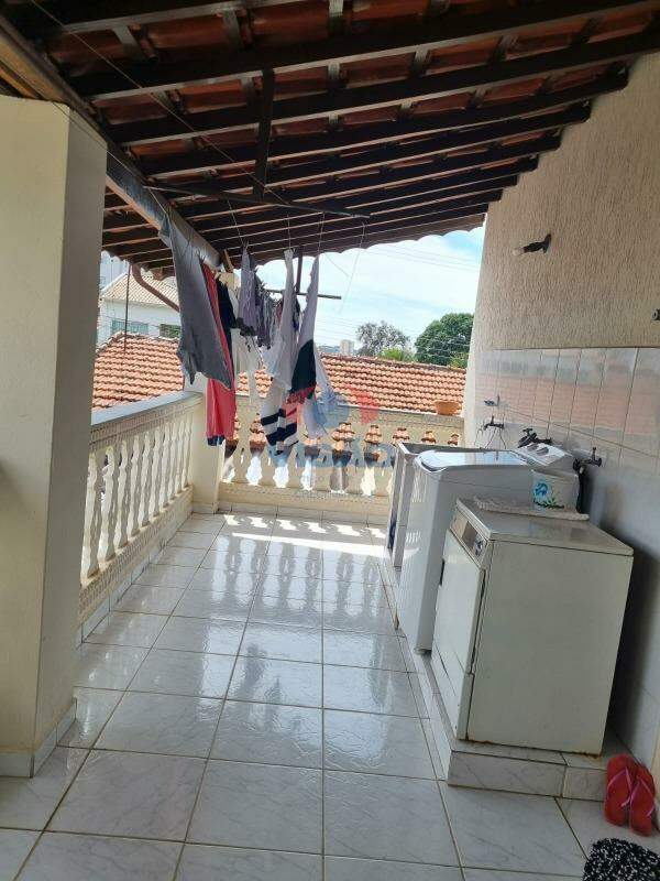 Casa à venda no Jardim Marina: 