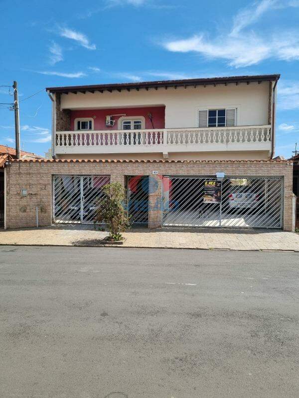 Casa à venda no Jardim Marina: 