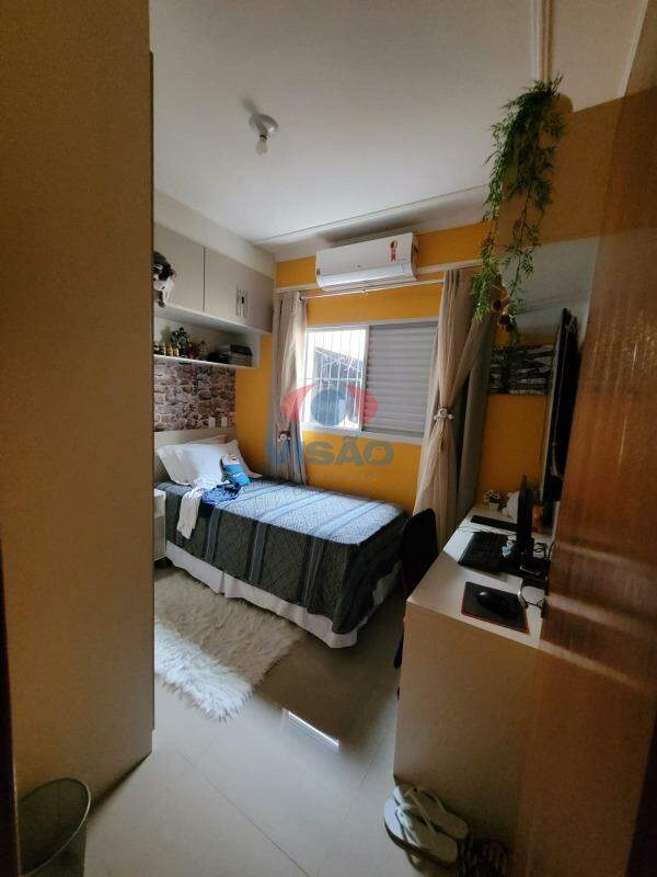 Casa à venda no Jardim Regente: 