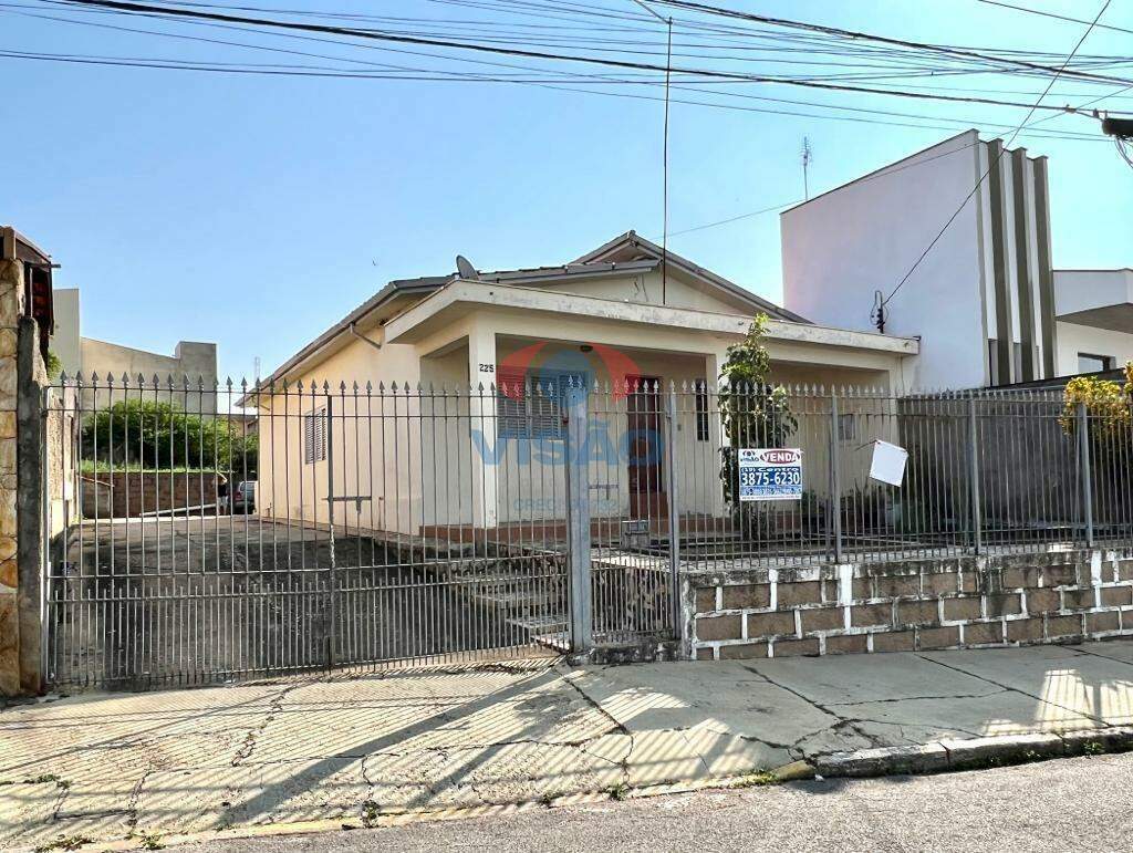 Casa à venda no Vila Teixeira: 