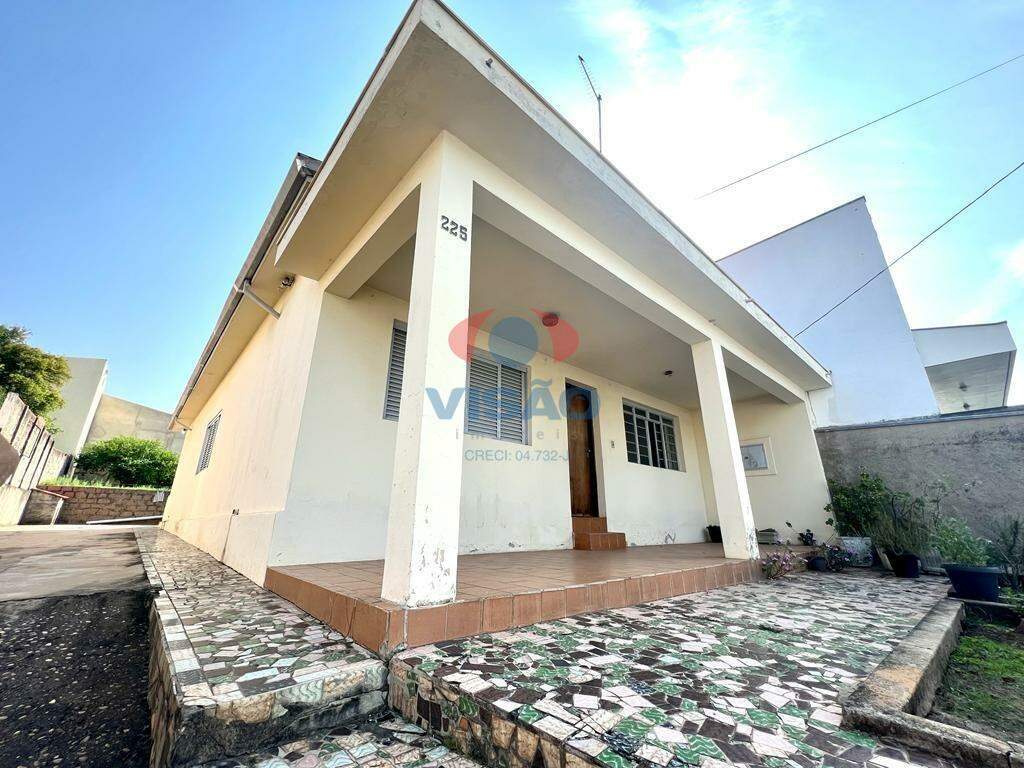 Casa à venda no Vila Teixeira: 