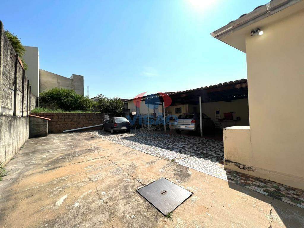 Casa à venda no Vila Teixeira: 