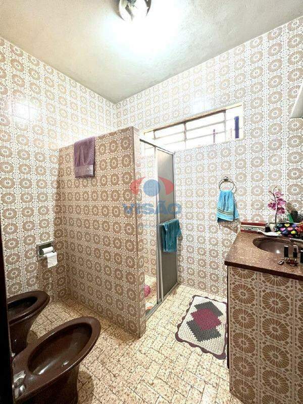 Casa à venda no Vila Teixeira: 