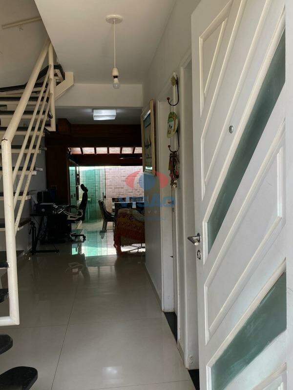 Casa em condomínio à venda no Chácara Belvedere: 