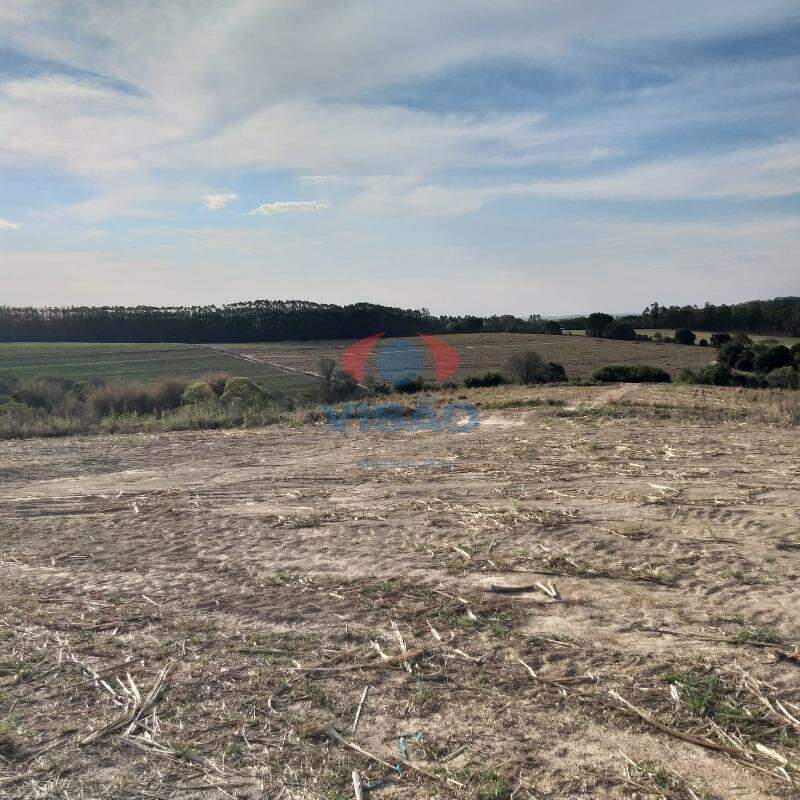 Terreno à venda no Benfica: